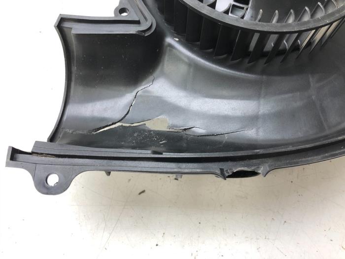 Fan motor Renault Zoé 51kW - 2434648X 