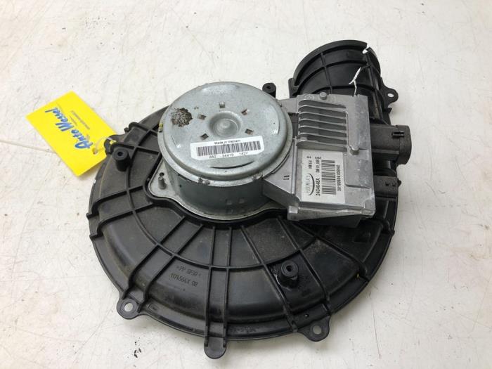 Fan motor Renault Zoé 51kW - 2434648X 