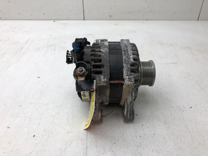 Begagnade Dynamo Opel Combo Life/Tour 1.5 CDTI 130 Pris på förfrågan erbjuds av Wessel Parts & Service B.V.