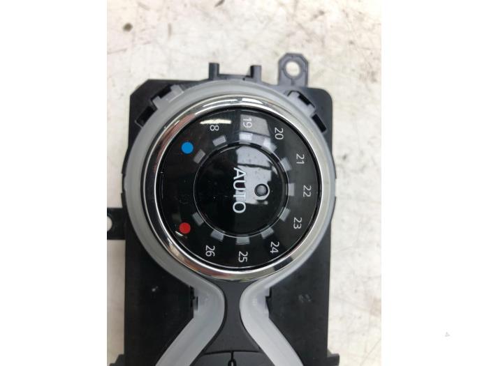 Heater control panel Renault Zoé R110 275107386R