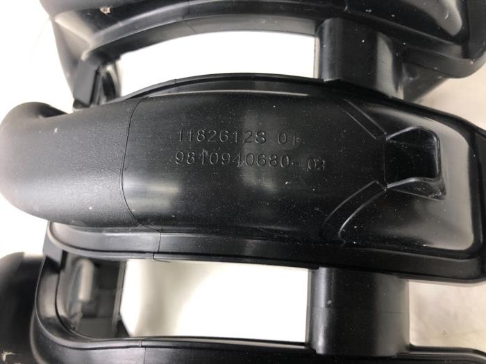 Używane Kolektor dolotowy Citroen C3 (SX/SW) 1.2 Vti 12V PureTech Cena € 72,45 Procedura marży oferowane przez Wessel Parts & Service B.V.