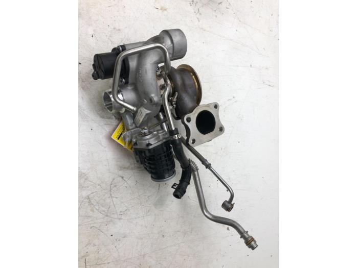 Gebrauchte Turbo Opel Crossland (X) 1.2 Turbo 12V Preis € 208,95 Margenregelung angeboten von Wessel Parts & Service B.V.