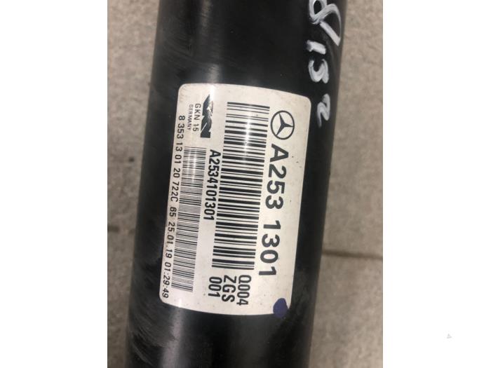 Usagé Arbre intermédiaire Mercedes GLC Coupe (C253) 2.2 250d 16V BlueTEC 4-Matic Prix € 313,95 Règlement à la marge proposé par Wessel Parts & Service B.V.