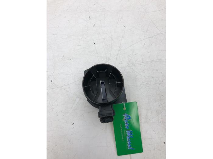Begagnade Luftflödesmätare Volkswagen Polo V (6R) 1.4 TDI DPF BlueMotion technology Pris € 40,95 Marginaltabell erbjuds av Wessel Parts & Service B.V.
