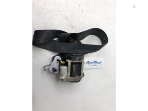 Used Seatbelt tensioner, left Peugeot 2008 (CU) 1.2 12V e-THP PureTech 110 Price on request offered by Autobedrijf G.H. Wessel B.V.
