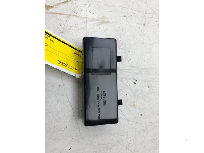 Used Computer, miscellaneous Hyundai i30 (PDEB5/PDEBB/PDEBD/PDEBE) 1.0 T-GDI 12V Hybrid 48V Price € 51,45 Margin scheme offered by Wessel Parts & Service B.V.
