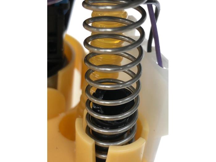 Usagé Pompe carburant électrique Opel Vivaro 2.0 CDTI 150 Prix sur demande proposé par Wessel Parts & Service B.V.