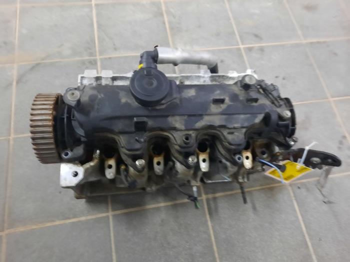 Usados Culata Mercedes A (W176) 1.5 A-160 CDI, A-160d 16V Precio € 418,95 Norma de margen ofrecido por Wessel Parts & Service B.V.