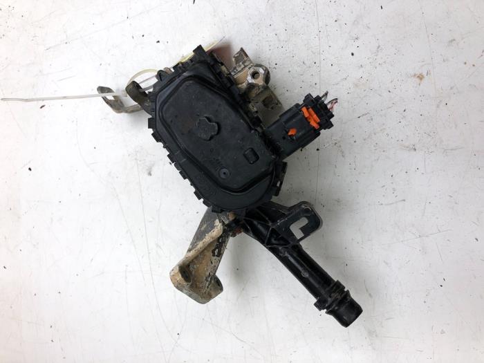 Gebrauchte AGR Ventil Opel Combo Cargo 1.6 CDTI 100 Preis € 30,45 Margenregelung angeboten von Wessel Parts & Service B.V.