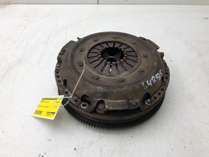 Gebrauchte Schwungrad Porsche 911 (996) 3.4 Carrera 24V Preis € 313,95 Margenregelung angeboten von Wessel Parts & Service B.V.