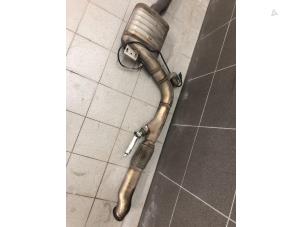 Used Exhaust middle section Mercedes E Estate (S212) E-250 CDI 16V BlueEfficiency,BlueTEC Price € 199,00 Margin scheme offered by Autobedrijf G.H. Wessel B.V.