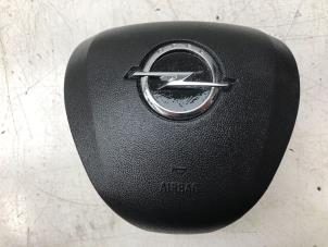 Gebrauchte Airbag links (Lenkrad) Opel Corsa E 1.4 16V Preis € 249,00 Margenregelung angeboten von Autobedrijf G.H. Wessel B.V.