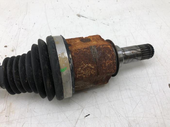 Front drive shafts, left with engine code D14XEL stock