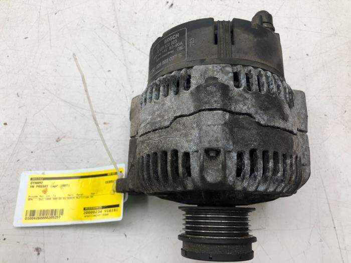 Used Dynamo Volkswagen Passat (3B2) 1.9 TDi 110 Price € 61,95 Margin scheme offered by Wessel Parts & Service B.V.