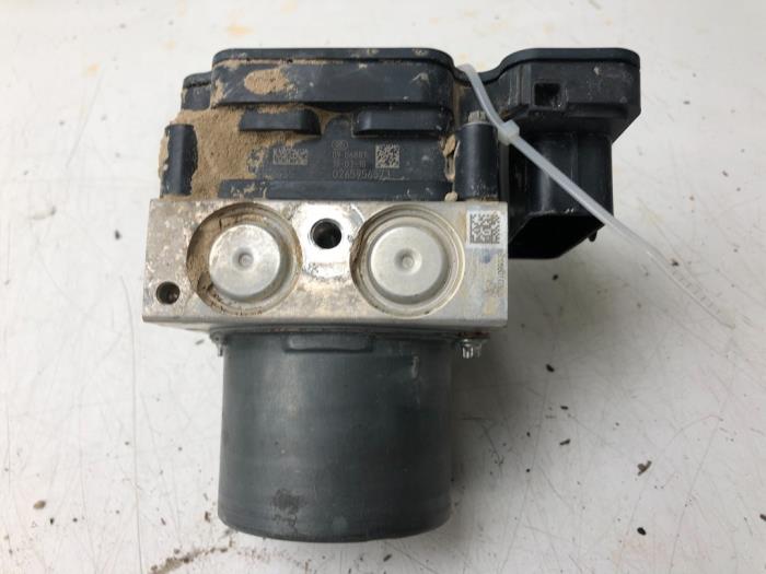 ABS pump from a Opel Astra K 1.6 CDTI 110 16V 2019