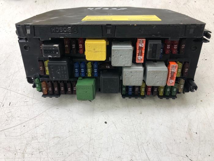 Fuse box Mercedes E E-500 V8 32V - 2129006012