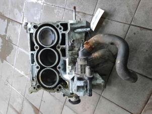 Usados Bloque inferior motor Dacia Sandero II 0.9 TCE 12V Precio € 399,00 Norma de margen ofrecido por Autobedrijf G.H. Wessel B.V.