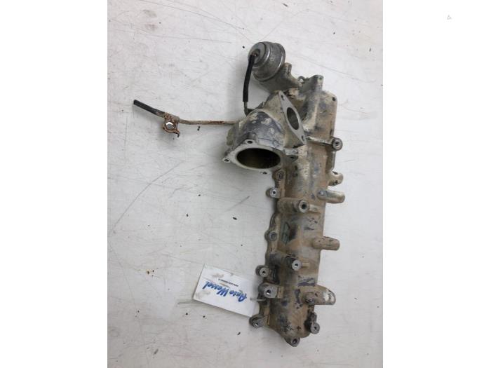 Gebrauchte Ansaugbrugge Nissan NT 400 Cabstar 3.0 DCI 35.13 Preis € 183,75 Margenregelung angeboten von Wessel Parts & Service B.V.
