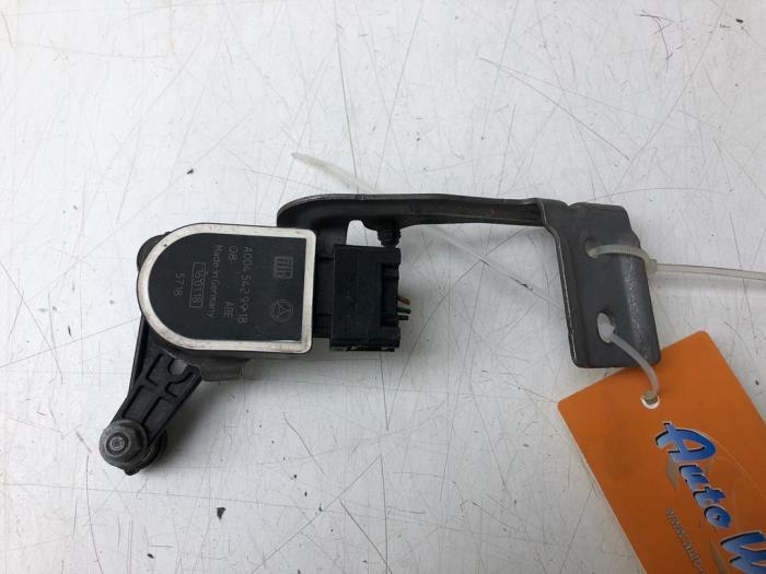 Begagnade Sensor (övriga) Mercedes A (W176) 1.6 A-160 16V Pris € 30,45 Marginaltabell erbjuds av Wessel Parts & Service B.V.