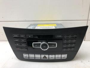 Used Radio CD player Mercedes C (W204) 2.2 C-220 CDI 16V BlueEFFICIENCY Price € 225,00 Margin scheme offered by Autobedrijf G.H. Wessel B.V.