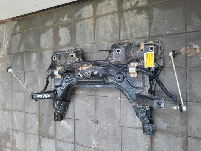 Usados Subchasis Opel Corsa E 1.4 16V Precio € 131,25 Norma de margen ofrecido por Wessel Parts & Service B.V.