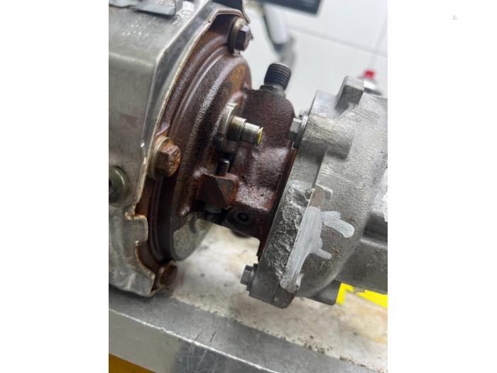 Używane Turbo Audi A3 Sportback (8VA/8VF) 2.0 TDI 16V Cena na żądanie oferowane przez Wessel Parts & Service B.V.