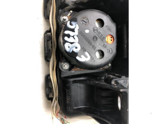 Airbag derecha (salpicadero) de un Opel Astra K 1.6 CDTI 110 16V 2019