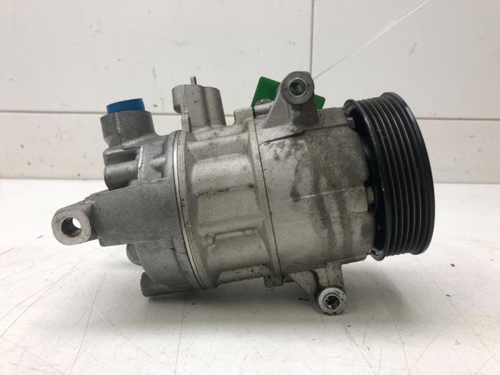Usagé Pompe clim Seat Leon ST (5FF) 2.0 TSI FR 16V Prix € 131,25 Règlement à la marge proposé par Wessel Parts & Service B.V.