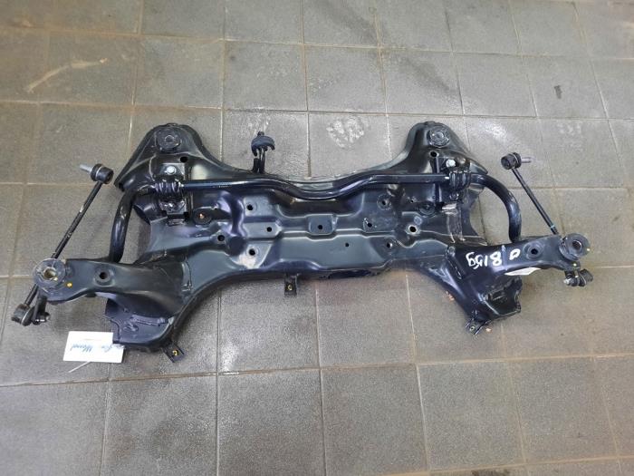Used Subframe Kia Carens IV (RP) 1.7 CRDi 16V Price € 208,95 Margin scheme offered by Wessel Parts & Service B.V.