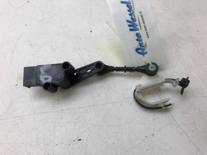 Used Computer height control Jaguar F-type 3.0 V6 24V Price € 51,45 Margin scheme offered by Wessel Parts & Service B.V.