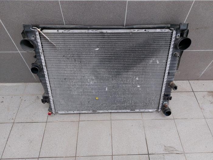 Gebrauchte Kühler Mercedes S (W220) 5.0 S-500 V8 24V Preis € 131,25 Margenregelung angeboten von Wessel Parts & Service B.V.