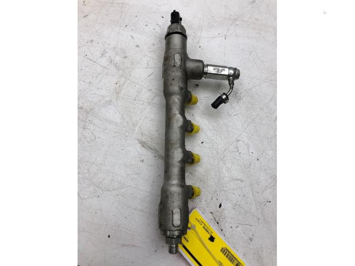 Usagé Système d'injection Opel Mokka/Mokka X 1.7 CDTI 16V 4x2 Prix € 72,45 Règlement à la marge proposé par Wessel Parts & Service B.V.