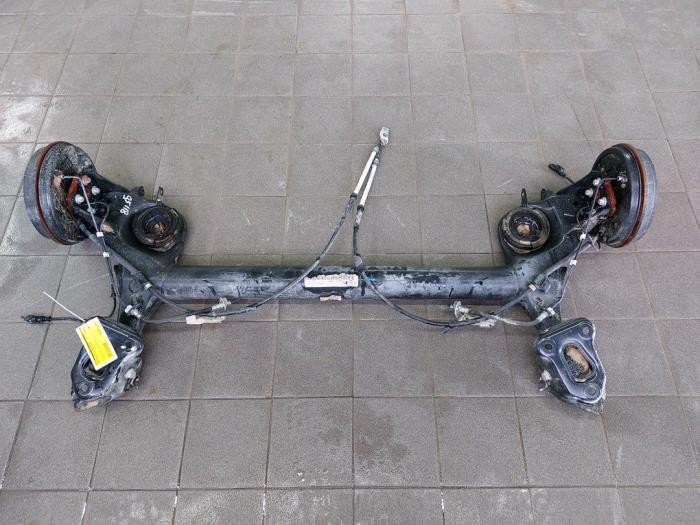 Usagé Train arrière complet Opel Corsa E 1.4 16V ECOTEC LPG Prix € 208,95 Règlement à la marge proposé par Wessel Parts & Service B.V.