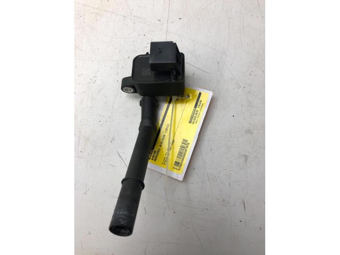Usagé Bobine Mercedes A (W176) 1.6 A-180 16V Prix € 30,45 Règlement à la marge proposé par Wessel Parts & Service B.V.