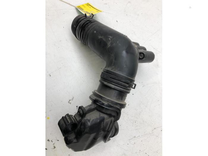 Używane Przewód Turbo Volkswagen Touran (5T1) 1.4 TSI Cena € 40,95 Procedura marży oferowane przez Wessel Parts & Service B.V.