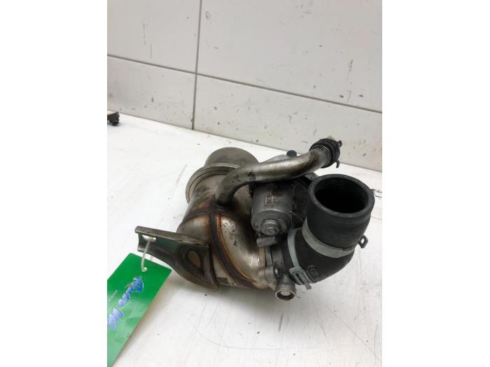 Usagé Refroidisseur RGE Skoda Superb (3V3) 2.0 TDI Prix € 103,95 Règlement à la marge proposé par Wessel Parts & Service B.V.