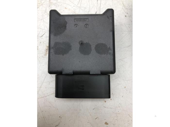 Usagé Module pompe carburant Volkswagen Touran (5T1) 1.4 TSI Prix € 40,95 Règlement à la marge proposé par Wessel Parts & Service B.V.