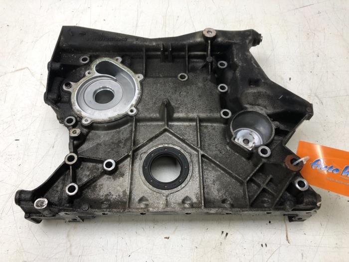 Usagé Couvercle de distribution Mercedes C (W203) 1.8 C-180K 16V Prix € 72,45 Règlement à la marge proposé par Wessel Parts & Service B.V.