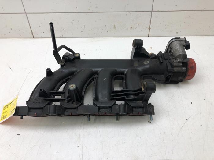 Używane Kolektor dolotowy Mercedes C (W203) 1.8 C-180K 16V Cena € 131,25 Procedura marży oferowane przez Wessel Parts & Service B.V.