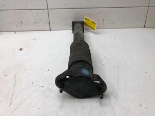 Used Rear shock absorber, right Mercedes ML III (166) 3.0 ML-350 BlueTEC V6 24V 4-Matic Price € 89,00 Margin scheme offered by Autobedrijf G.H. Wessel B.V.