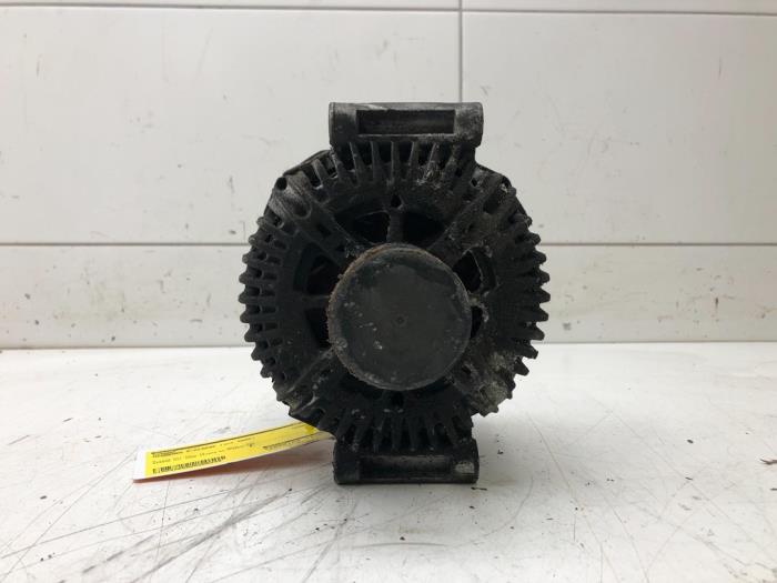 Begagnade Dynamo Mercedes E Combi (S211) 3.0 E-280 CDI V6 24V Pris € 156,45 Marginaltabell erbjuds av Wessel Parts & Service B.V.