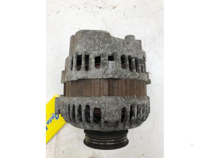 Begagnade Dynamo Renault Clio II (BB/CB) 1.2 Pris € 40,95 Marginaltabell erbjuds av Wessel Parts & Service B.V.