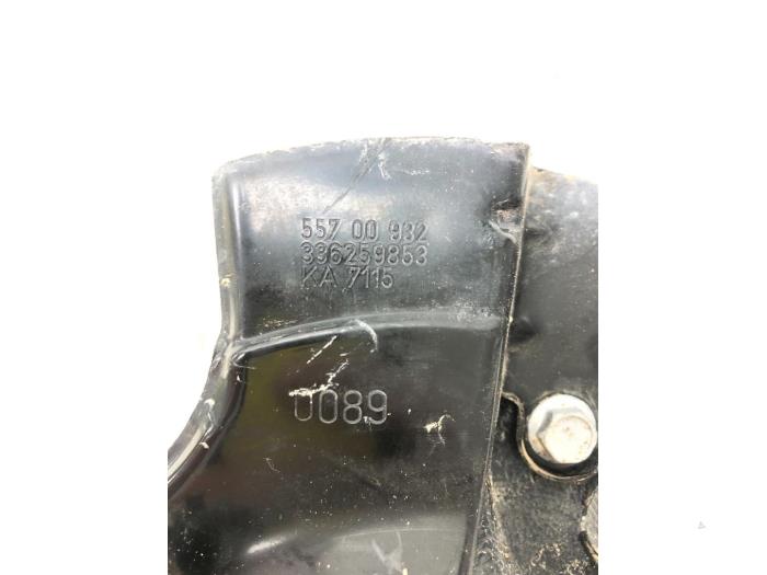 Knuckle, front left from a Opel Corsa E 1.4 16V 2019