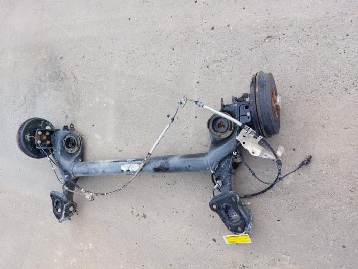 Usagé Train arrière complet Opel Corsa E 1.4 16V Prix € 208,95 Règlement à la marge proposé par Wessel Parts & Service B.V.