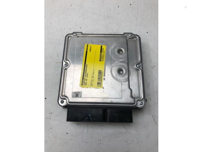 Used Engine management computer Audi A4 Avant (B7) 2.0 TDI Price € 82,95 Margin scheme offered by Wessel Parts & Service B.V.