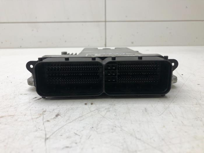 Used Engine management computer Skoda Octavia Combi (5EAC) 1.6 TDI Greenline 16V Price € 156,45 Margin scheme offered by Wessel Parts & Service B.V.