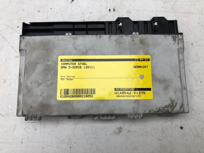 Begagnade Sätesdator BMW 5 serie (F10) 535d xDrive 24V Pris € 72,45 Marginaltabell erbjuds av Wessel Parts & Service B.V.