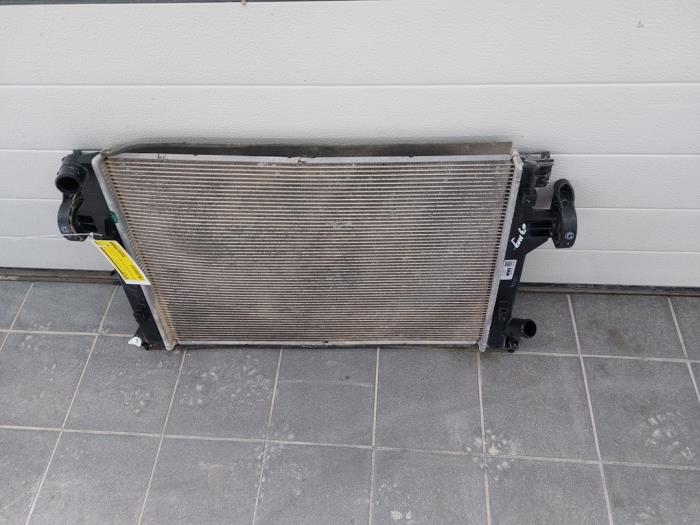 Gebrauchte Kühler Kia Ceed (CDB5/CDBB) 1.4i 16V Preis € 103,95 Margenregelung angeboten von Wessel Parts & Service B.V.