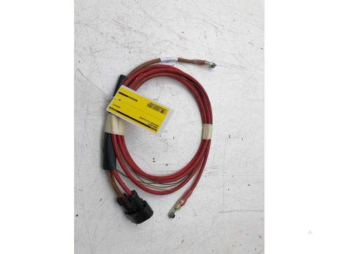 Begagnade Kablage Mercedes GLC-Klasse Pris € 51,45 Marginaltabell erbjuds av Wessel Parts & Service B.V.