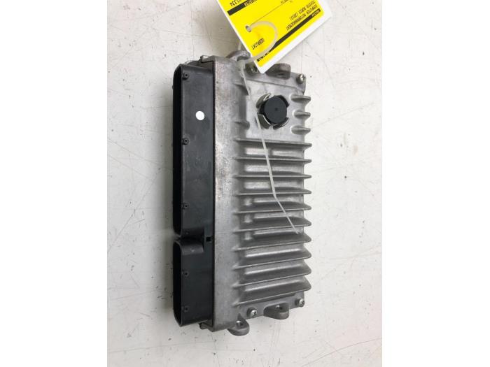 Used Engine management computer Toyota Auris (E18) 1.8 16V Hybrid Price € 131,25 Margin scheme offered by Wessel Parts & Service B.V.